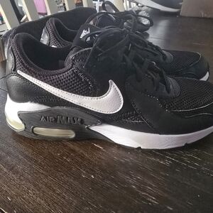 Nike Air Max Black and White Sneakers